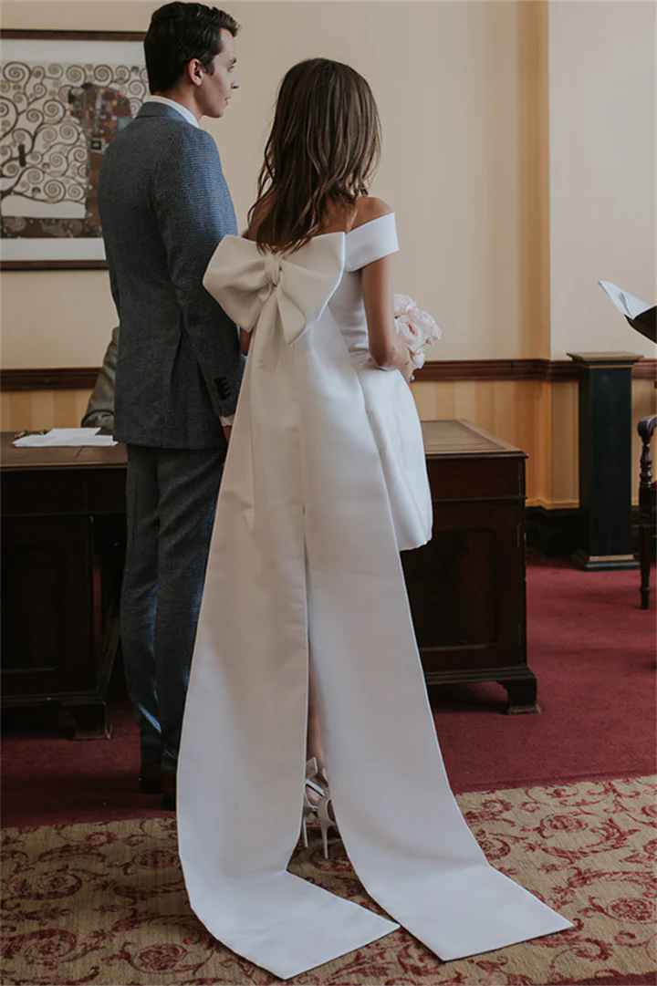 Customized Exquisite Satin Wedding Dresses Short Bridal Gowns Mini Length Brides Dress Robe de mariee Short Sleeves