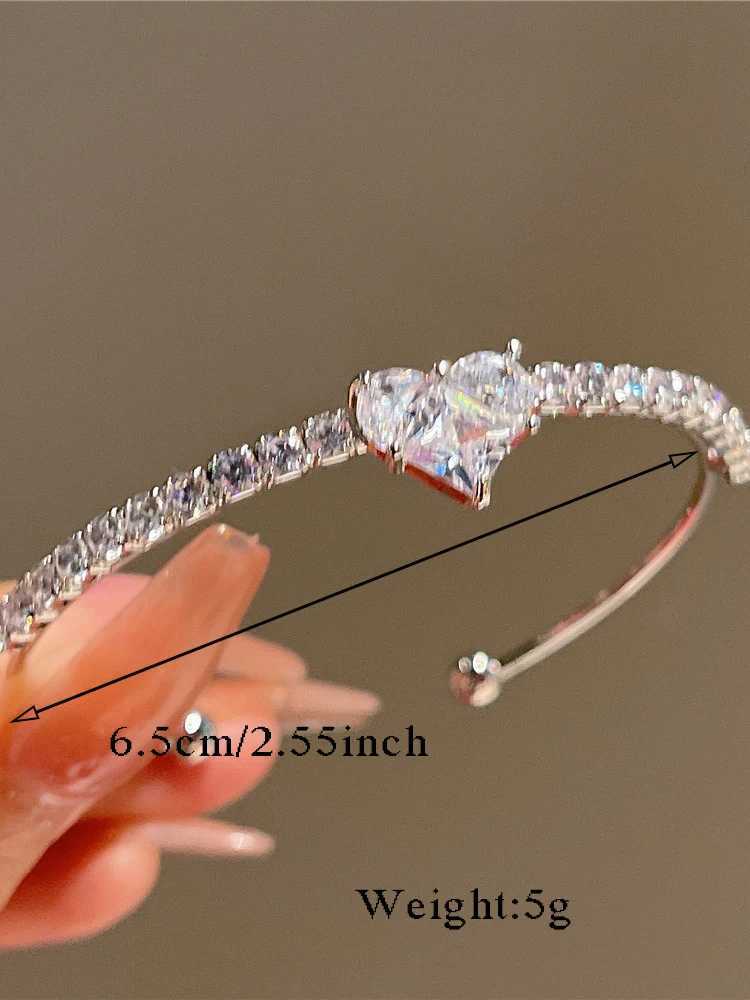 2 Pieces Of Zircon Bracelet Set Versatile And Tren Accories For Women Dates 2024 NewXJ250109