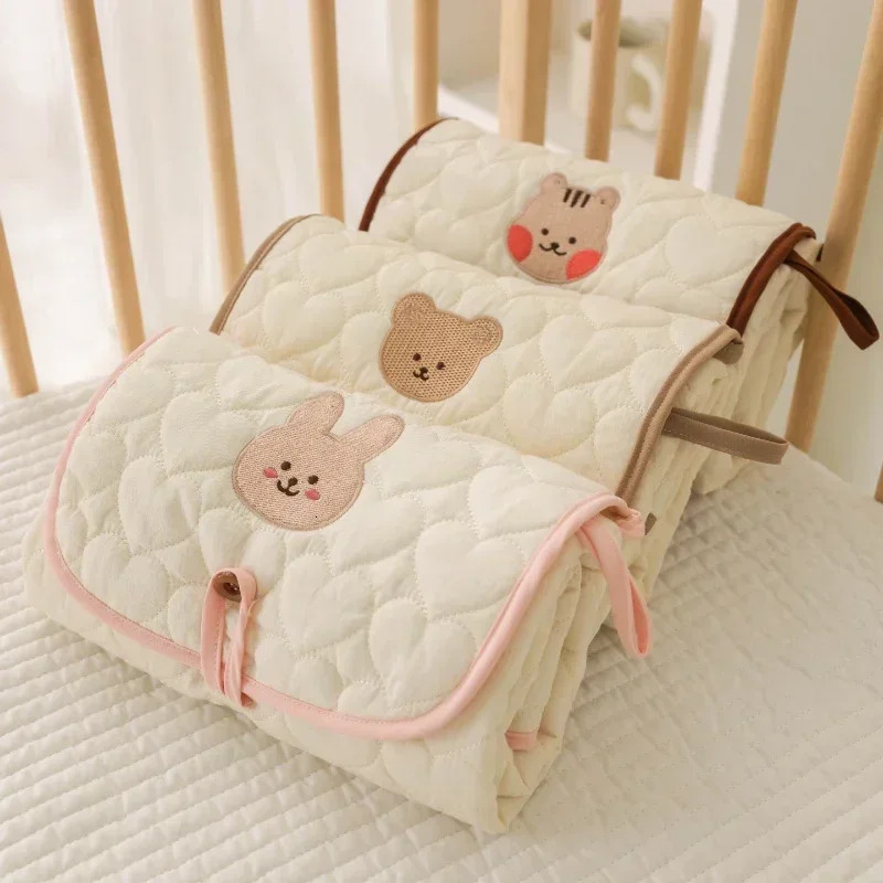 Foldable Portable Diaper Pad Waterproof Baby Infant Diaper Urine Mat for born Simple Bedding Cover Pad 250109