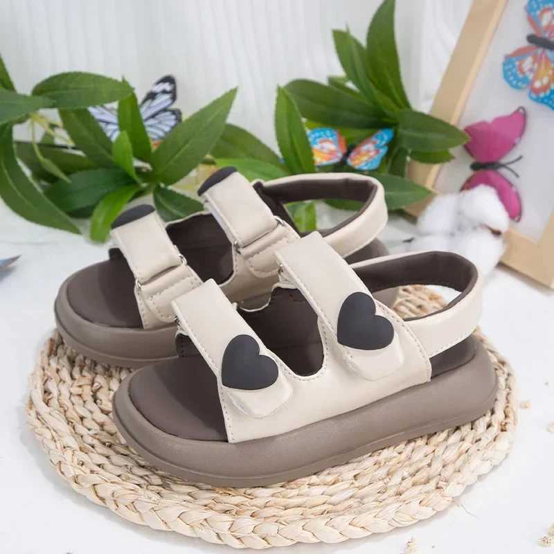 Childrens Summer Sandals Open Toe Cute Girl Princess Dress Sandals Fashion Heart shaped Childrens Open Toe Beach Sandals Soft Bottom W250108