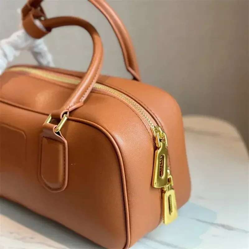 Vintage Bowg Handbag Women's Large Capacity Solid Color Crossbody Brand Designer New Plain Leather Shoulder Bag