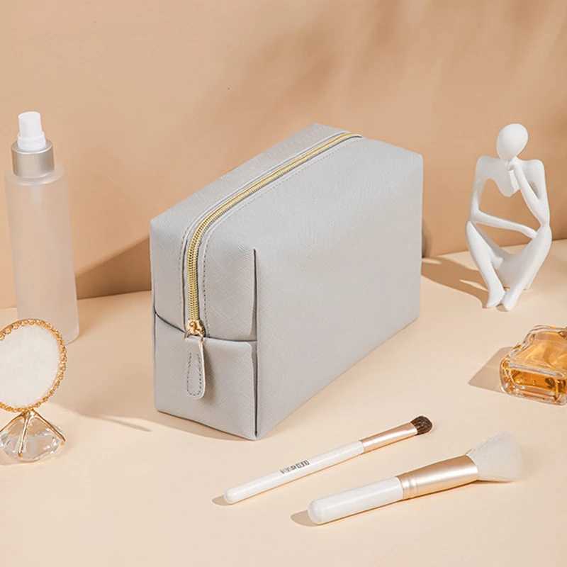 Womens makeup bag waterproof PU leather solid color makeup bag travel portable washing toilet storage bag organizer wallet 2023 W250109