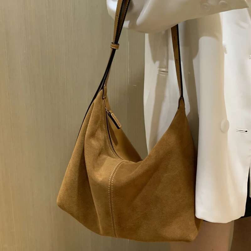 2024 New Designer Retro Genuine Leather Diagonal Underarm Suede Dumpg Commuting Versatile Women's Bag Hand Bag