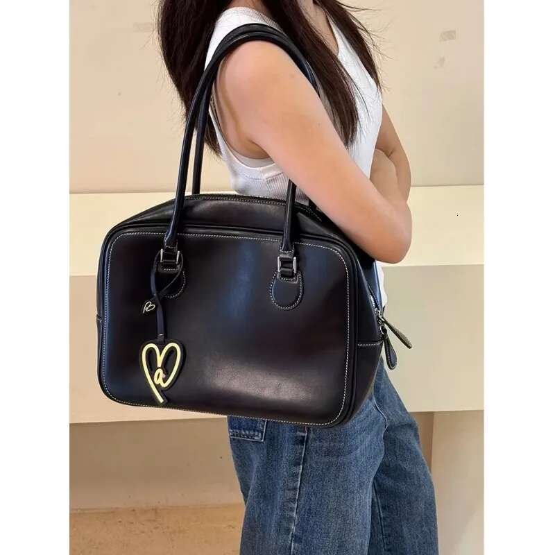 Tote Size New Large Capacity Commuter Bag Fashionable Shoulder Crossbody Handbag For Women 2025 Spring