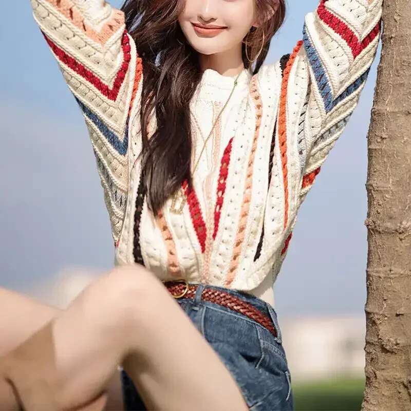 2025 Striped Hollow Knitted Batwing Sleeve Crewneck Sweater Women's 2024 Autumn New Korean Style Loose Simple Elegant Casual Top