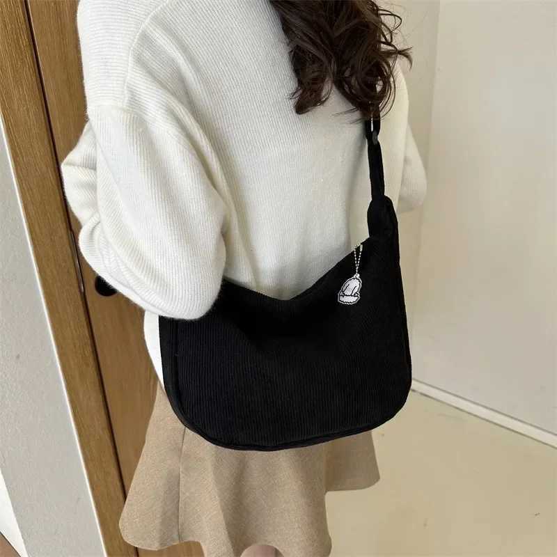 Black Corduroy Bags for Women Japanese Canvas Large Single Shoulder Crossbody Dumpling Bag Student Korean Casual Simple HandbagXJ250108