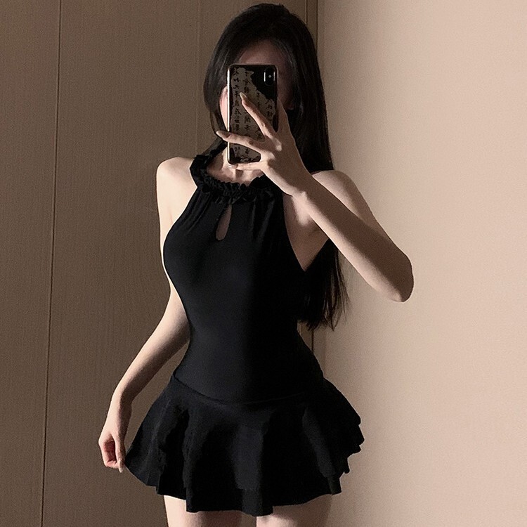 2025 new women's one-piece swimsuit sexy and beautiful back Korean high-end small chest slightly chubby hot spring swimsuit designer trendy beach