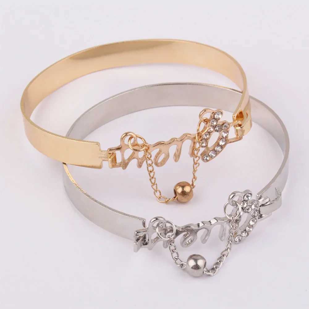 Womens Metal Bracelet Letter Alloy Band Crystal Pendant Hot Selling Jewelry Fashion JewelryXJ250109