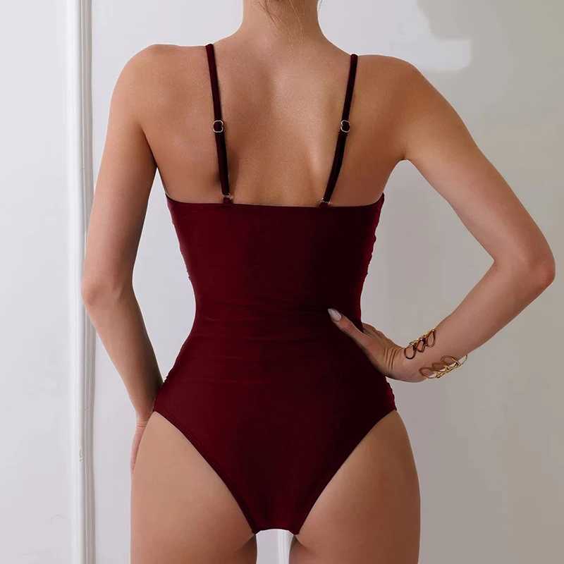2024 New Black Color One Piece Swimsuit Lady Bodysuit Women Swimwear Biquini Summer Bathing Suits Lady Beachwear XLXJ240108