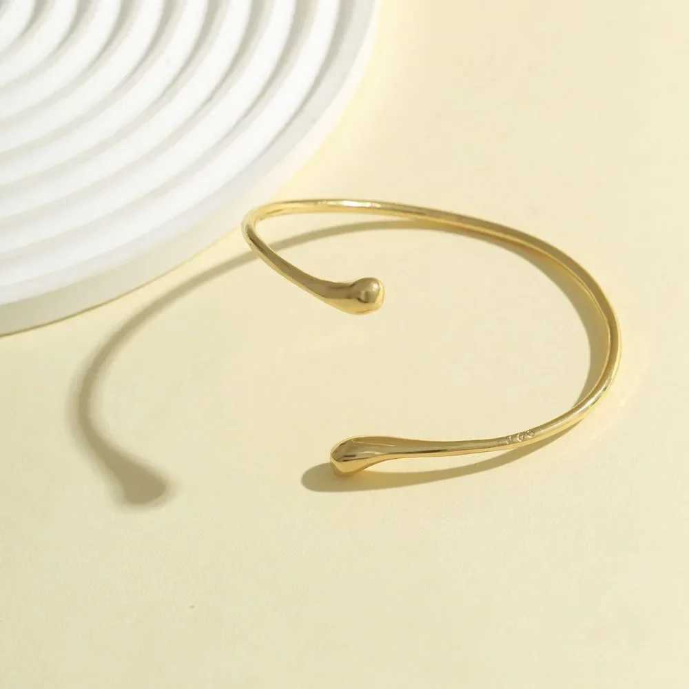 Simple Vintage Water Drop Open Cuff Bangles for Women 2024 Trend Goth Geometric Arm Bracelet Aesthetic Jewelry Gift NewXJ250109
