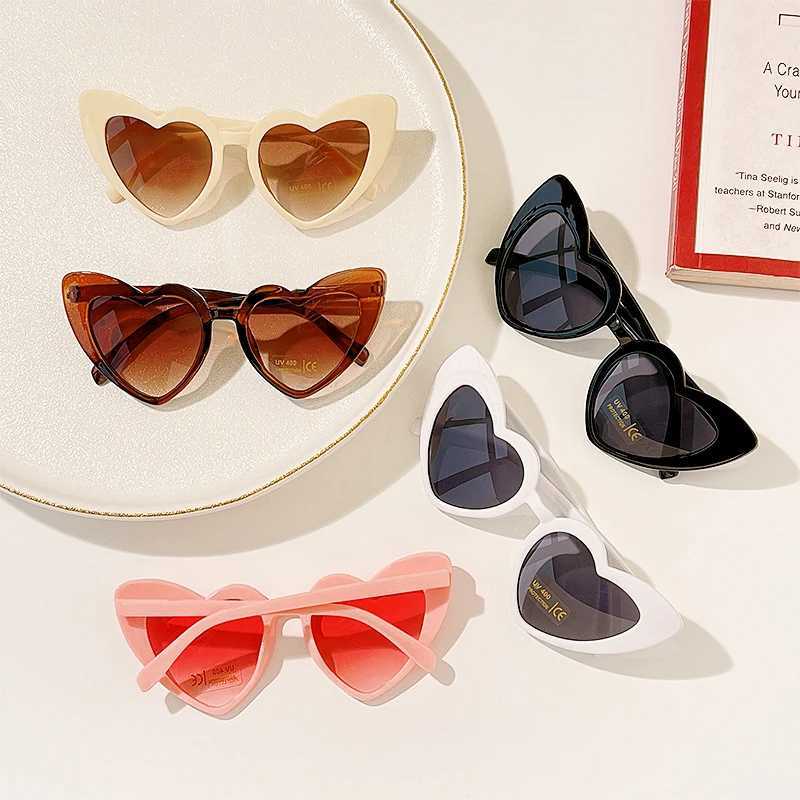 New Childrens Heart Sunflower Fruit Rabbit Ear Sunglasses for Girls Boys and Children Outdoor Circular Polarization UV400 Sunglasses W250109