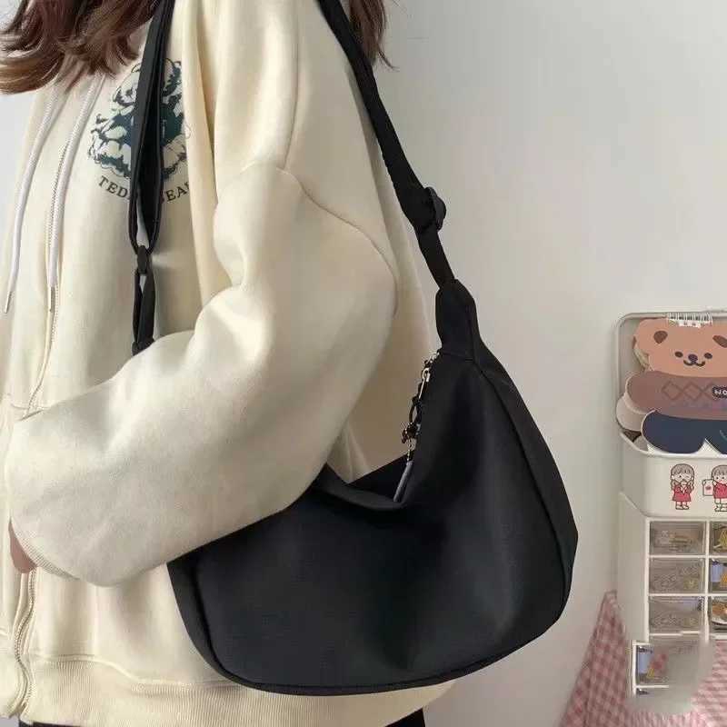 Shoulder Bags Women Solid Harajuku All-mah Simple Multifuncti Handbags Large Capacity Crossbody Bags for Women Teens PurseXJ250108