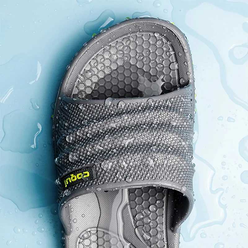 New Arrival Mens EVA non slip bathroom slippers are soft and comfortable for home use. Summer slippers are suitable for indoor bathroom use T250108