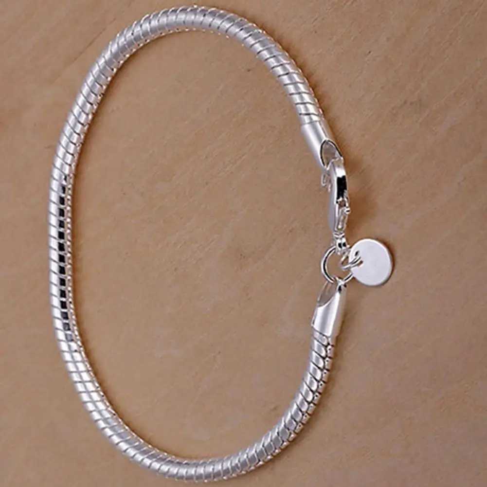 Bracelet Thin Stylish Silver Plated Bracelet For Women Shining Bangle for Party Jewelry Hand ChainXJ250109
