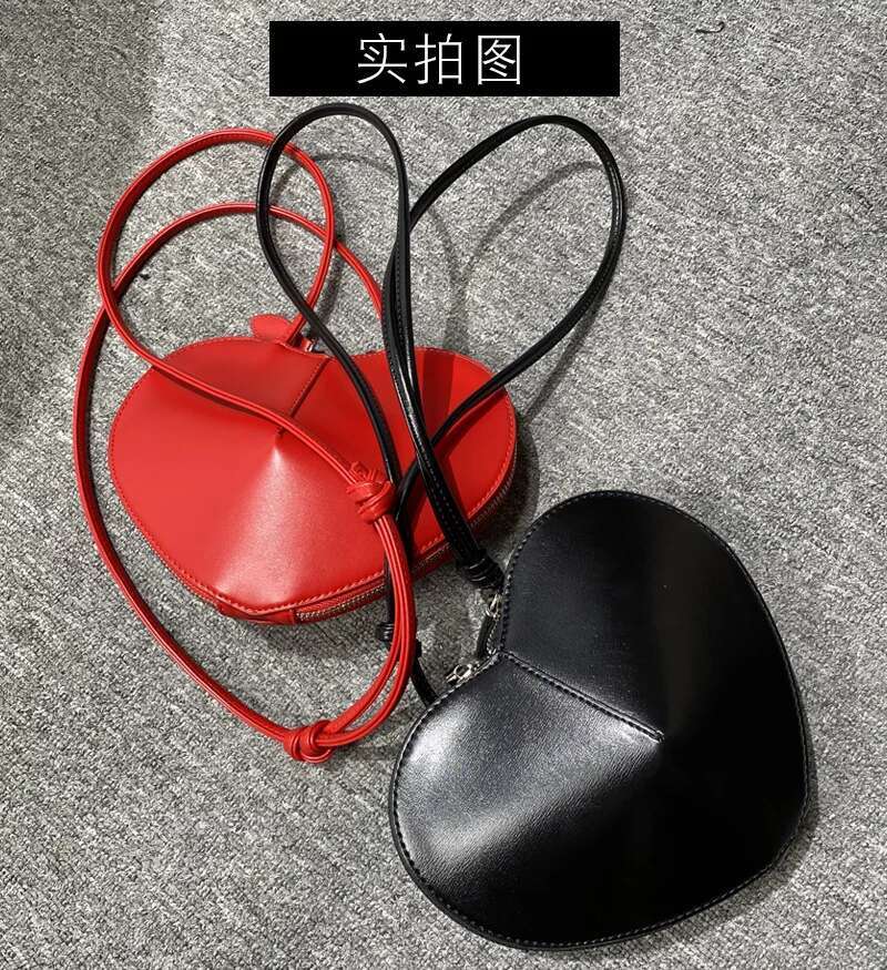 2025 New Classic European And American Fashion Heart Box Niche Design Style Textured Shoulder Crossbody Bag