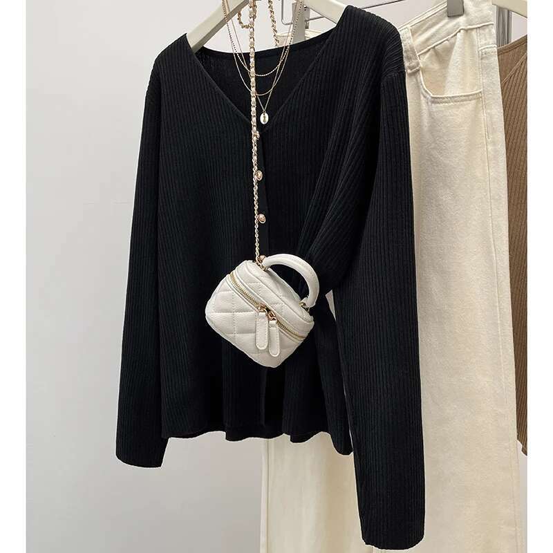 Plus Size Women's Clothing Autumn Winter New Knitwear Sweater Loose Fitting V-Neck Cardigan Long Sleeved Warm Jacket For Women