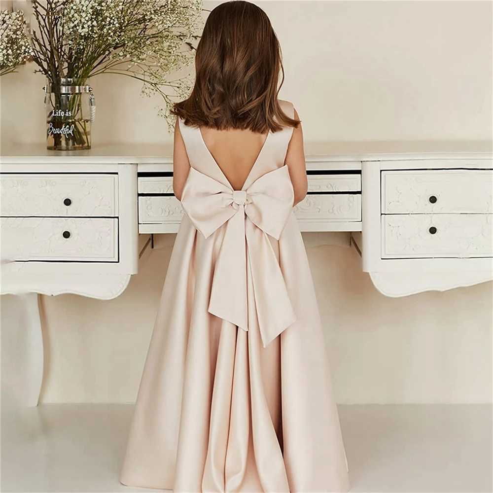 Satin Lovely Sleeveless Fluffy Bow Belt Flower Girl Dress Princess Ball First Communion Dresses Surprise Birthday PresentXJ250108