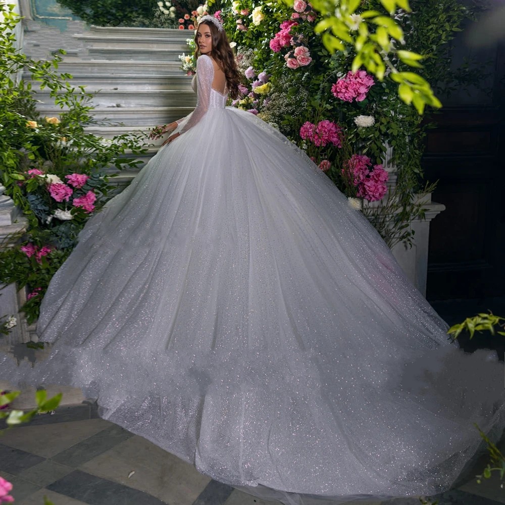 2025 Bling Sequins Ball Gown Wedding Dress Scalloped Long Sleeve Beads Chic Bride Bridal Gowns Church Vestidos De Novia Arabic Dubai