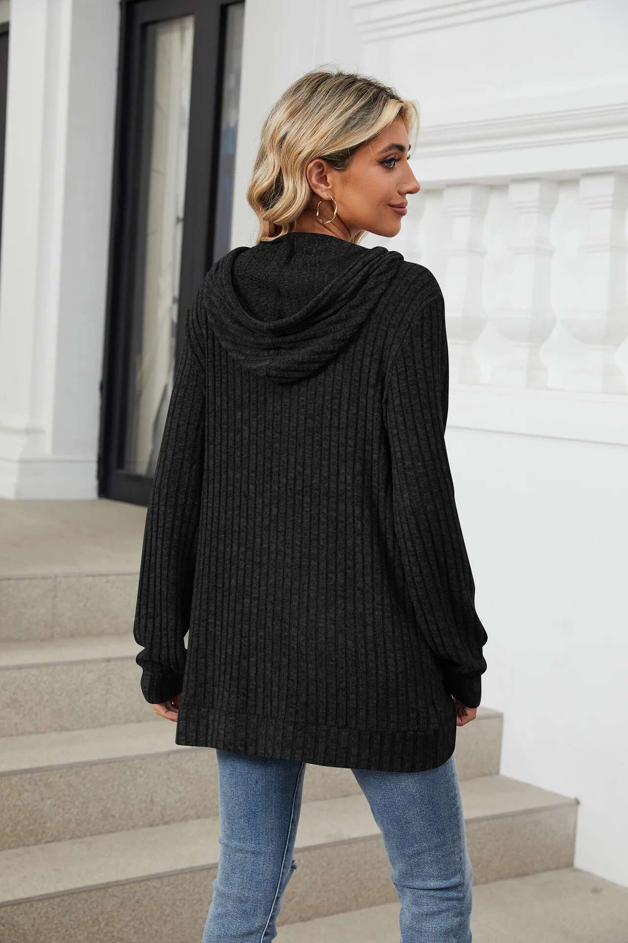 2025 New Women's Solid Color Hooded Drawstring Casual Long Sleeved Sportswear Fashionable Designer Sweatshirt