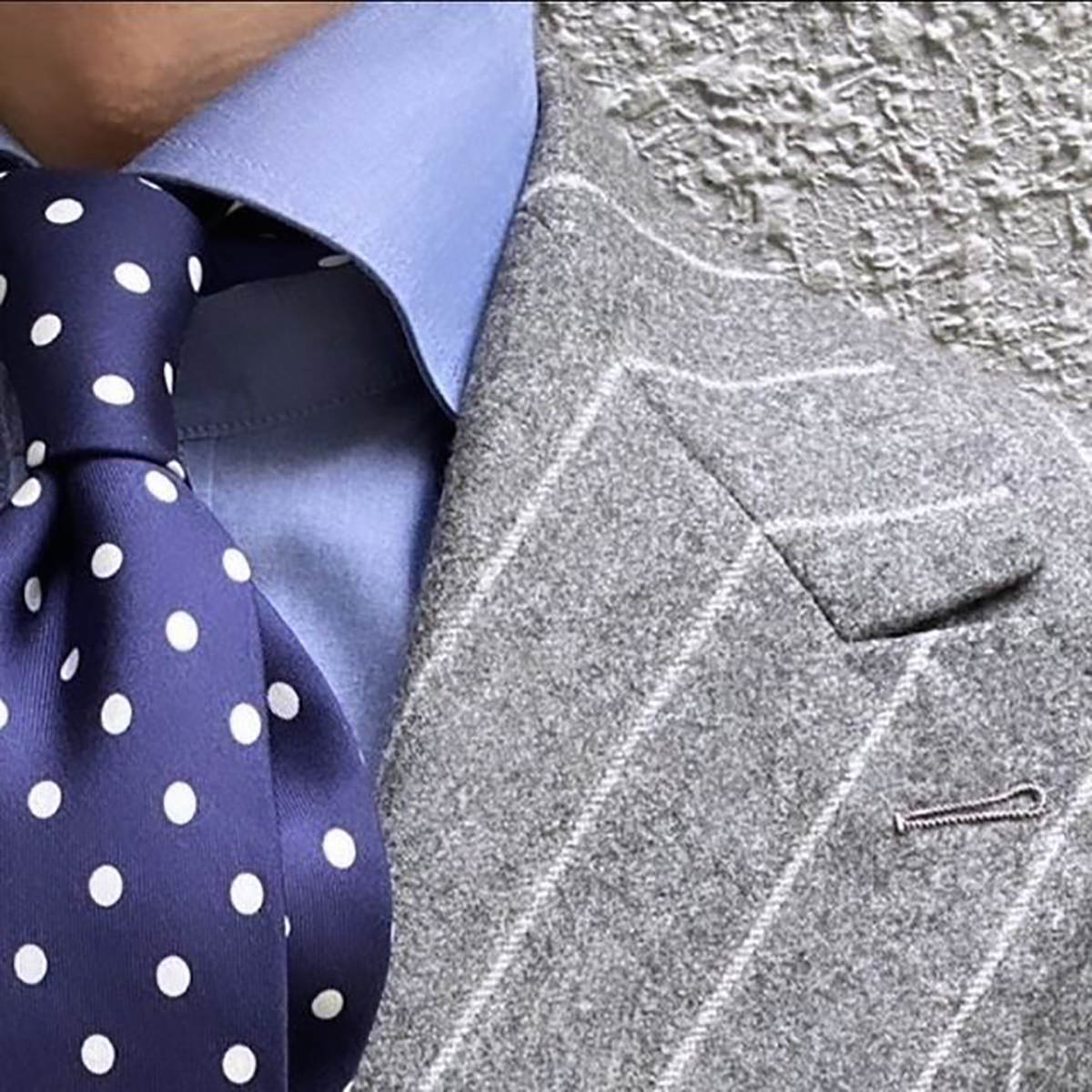 Modern Men Suits Pinstripe Flannel 2 Piece Sets Jacket Pants Peaked Lapel Wedding Tuxedos Double Breasted Fashion Suit For Groom Wear Customized