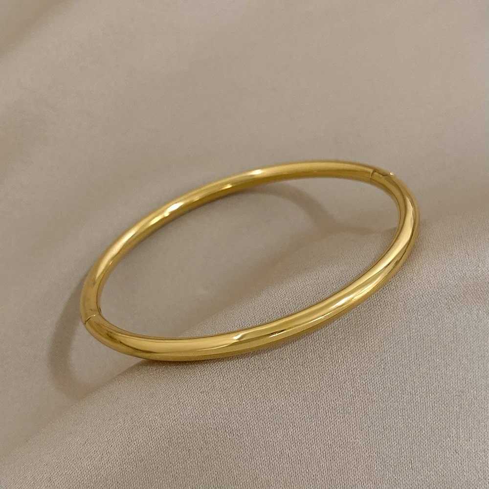 Greatera Waterproof Polished Stainl Steel Cuff Bracelet Bangles for Women Gold Plated Smooth Metal Openable Bracelets JewelryXJ250109