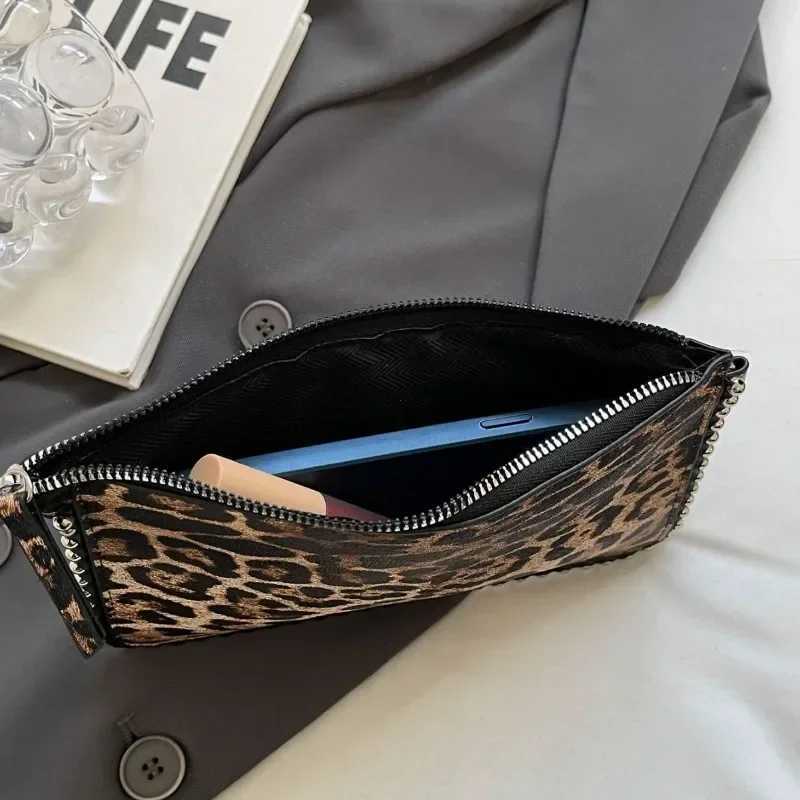 New Leopard Crossbody Bags For Women Fi Chain Mobile Phe Purse Travel Vai Shoulder Messenger Bag Sac A Main FemaleXJ250108