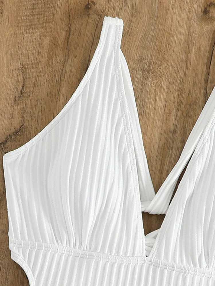 VigoBeviya 2025 Sexy White Strapped Swimwear Women ss Cross One Piece Swimsuit Monokini Hollow Push UP Beach Bathing SuitXJ240108