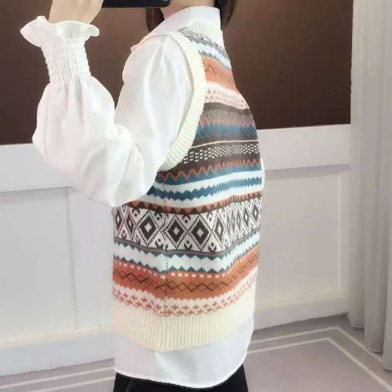 Autumn Winter V-Neck Sleeveless Fair Isle Retro Elegant Knitted Vest New Women's Sweater Slim Tank Top Pullover Blouse
