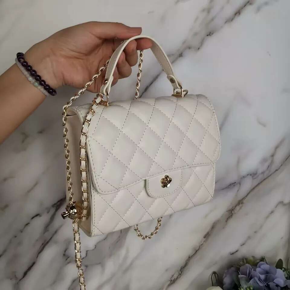 New Fashionable Fragrant Style Mini High Grade Handheld Square Bag Female Small Crowd Gge Crossbody