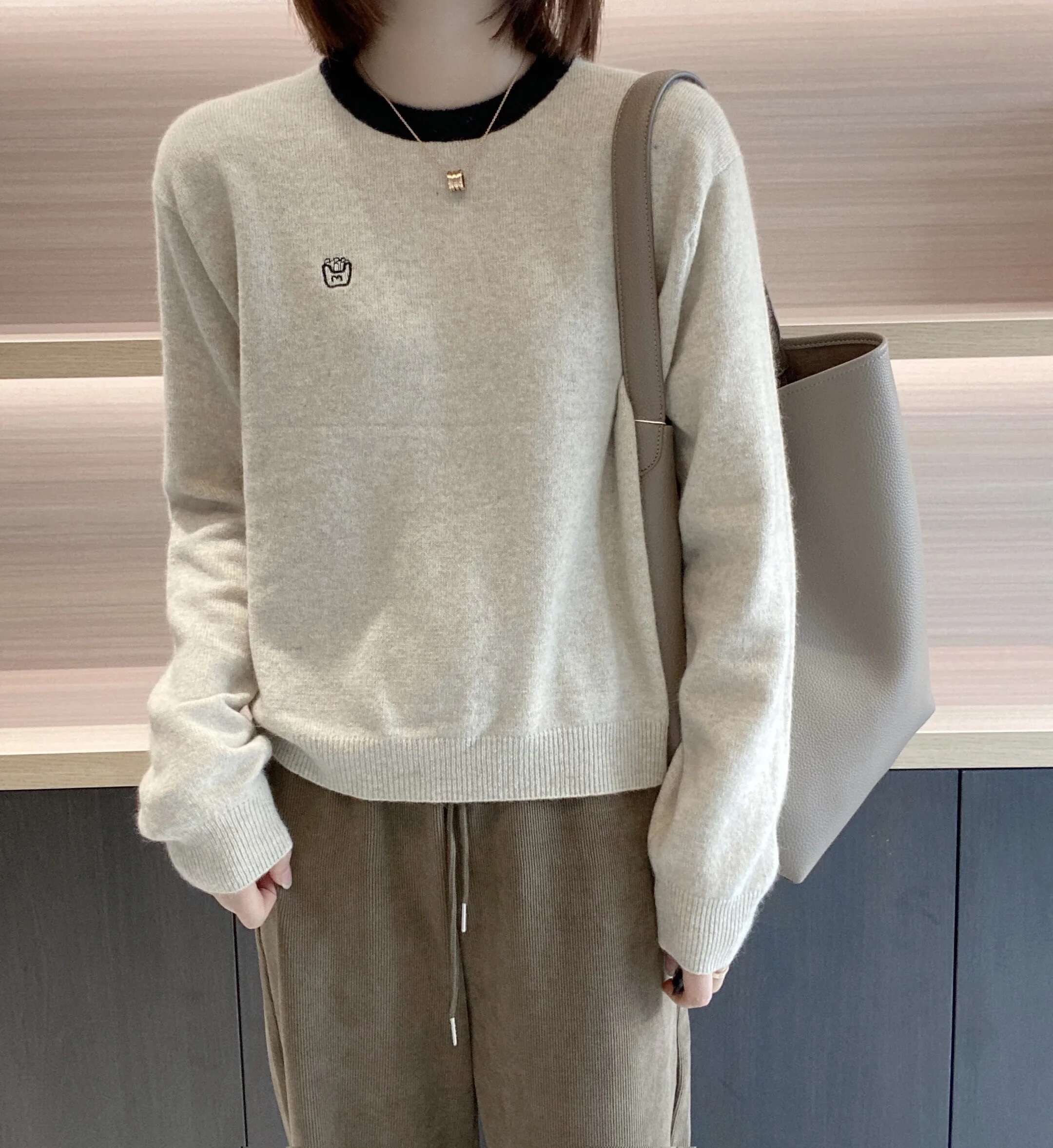 Women's Round Neck Knitted Sweater 100% Pure Wool Multi Colored Embroidered Easy Fit Spring Autumn 2025 Edition