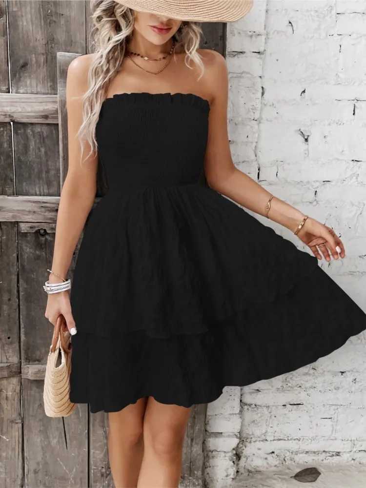 Sexy backless and strapless mini womens new summer fashion white and black casual sleeveless Bohemian beach holiday A-line dress M250109