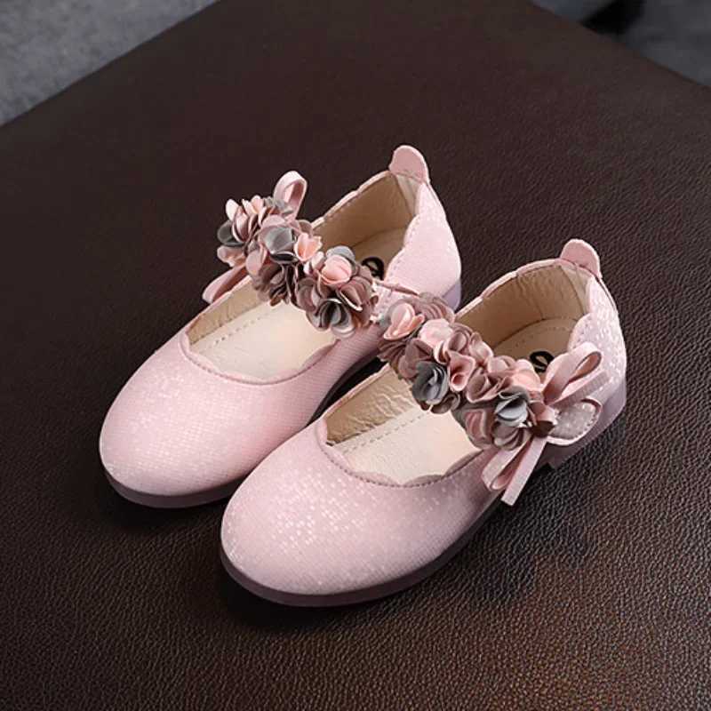 Fashion Sandals Spring New Fashion Princess Shoes Comfortable Non slip Soft Leather Shoes Elegant Girls Shoes Flower Childrens Shoes W250108