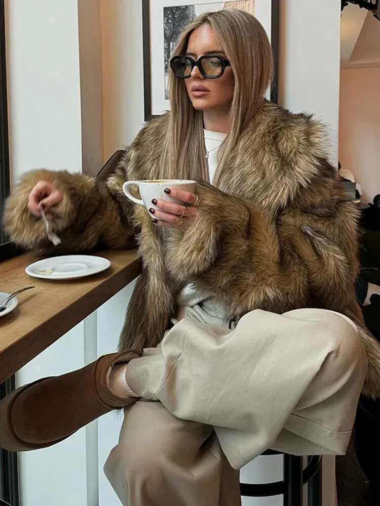 Vintage Big Lapel Fluffy Faux Fur Warm Coat Casual Thick Long Sleeve Oversized Jacket 2024 New Autumn Female Commuting Outwear