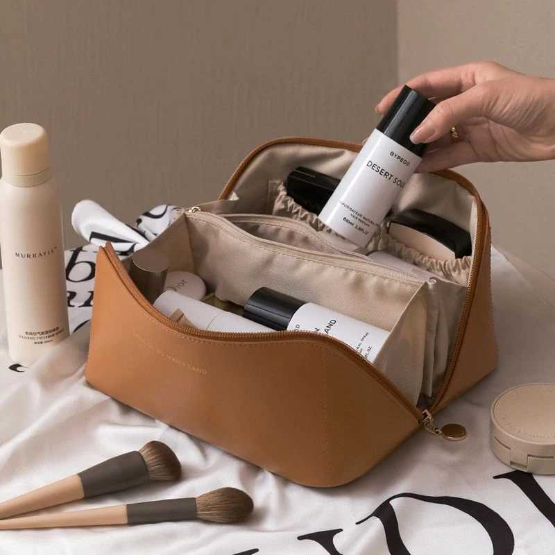 Handheld large capacity makeup bag travel portable face wash bag Versatile and Practical Storage Bag Tote W250109