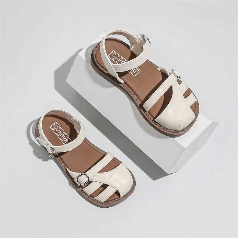 Fashionable girls sandals fashionable version comfortable and casual childrens shoes retro simple and exquisite girls flat shoes elegant princess shoe