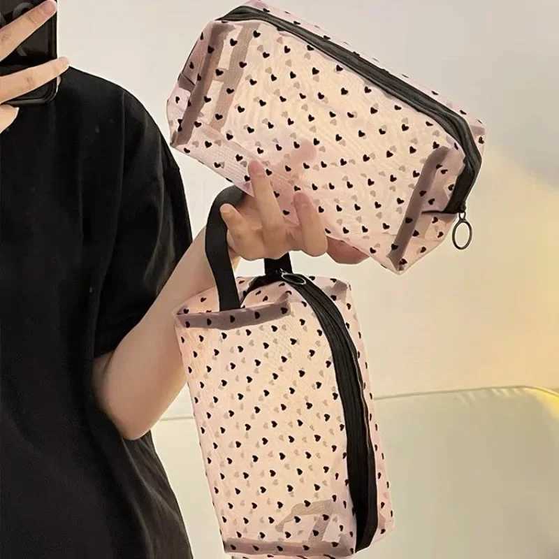 1 piece of transparent purple mesh cosmetic bag heart wave point cosmetic bag simple and portable laundry bag travel storage bag W250109