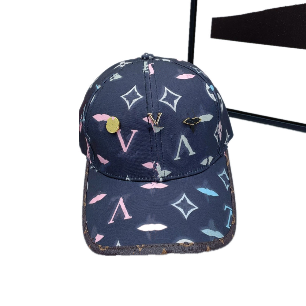 Design hat embroidered snake men's brand men's and women's baseball capSS adjustable golf sport Small brim cap Four colors