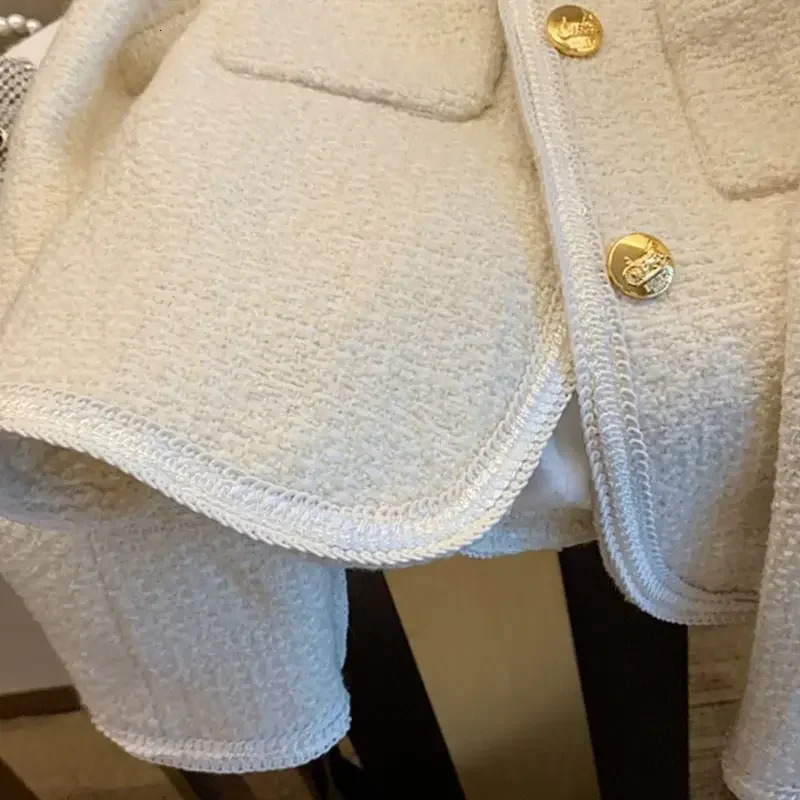 Metal Buttons Temperament Elegant Black Coats Woman Short Fashion Winter Womens Jackets Korean Style White Tweed Jackets 250109