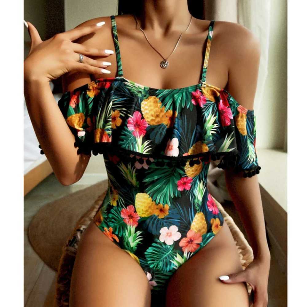 2023 Sexy One Piece Swimsuit ic Off Shoulder Women Swimwear Ruff Monokini Retro Black Bodysuit Vintage Bathing Suit GirlsXJ240108
