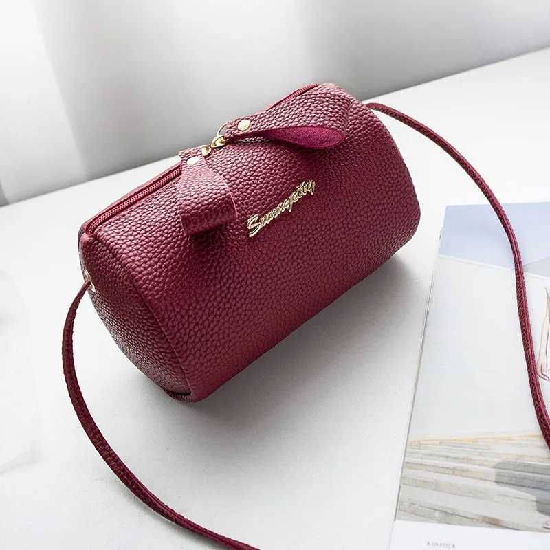 2024 New Korean Womens Bag Pillow Type Ladies Shoulder Bag Fi Women Large Capacity Pure Color Handbags Messenger BagsXJ250108