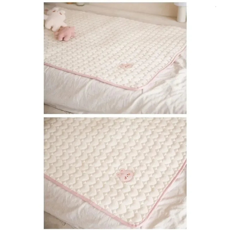 Mat Baby Waterproof Cotton Bed Sheet Multi Functional Childrens Mattress Little Bear Baby Urinary 250109