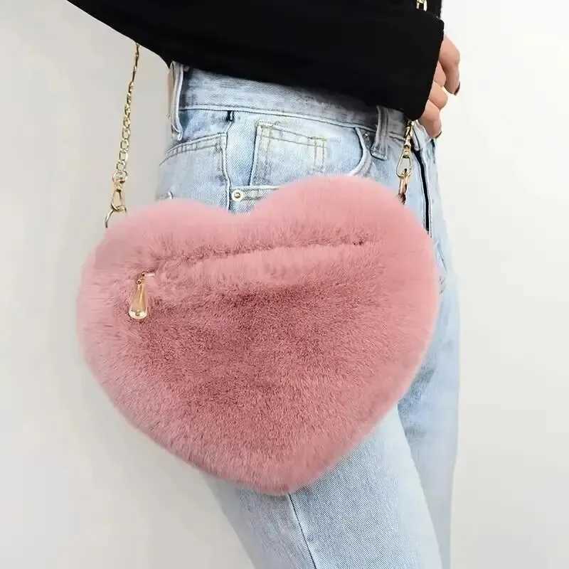 Heart Shaped Fluffy Shoulder Bag Fi Chain Crossbody Bag Plush Handbag Cute Zipper Purse For Valentines DayXJ250108