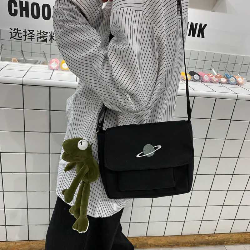 Casual Collage Student Messenger Bag Women Small Bag Canvas Shoulder Bag For Women Print Crossbody Bags Bolsas SacXJ250108