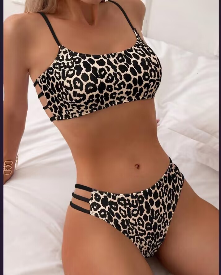 2025 new leopard print two-piece sexy bikini designer swimsuit suitable for women's swimsuits