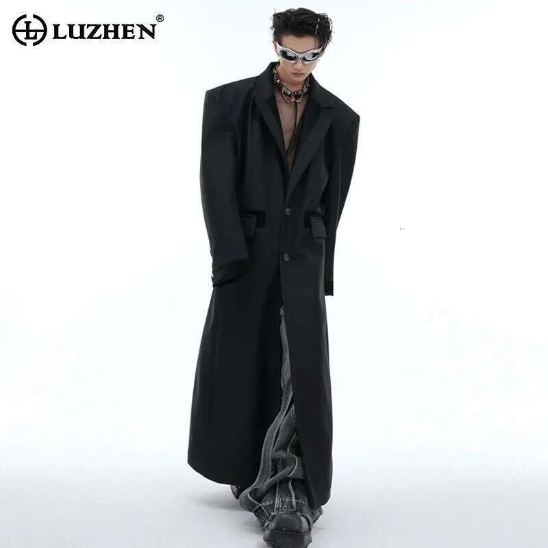 Original PU Leather Patchwork Design Men Trench Coat Padded Shoulder Personalized Fashion Male Windbreaker