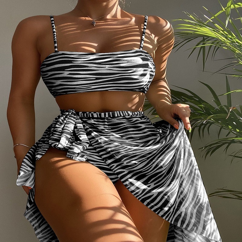 2025 new classic split style sexy and fashionable three piece designer women's swimsuit trendy beach swimsuit