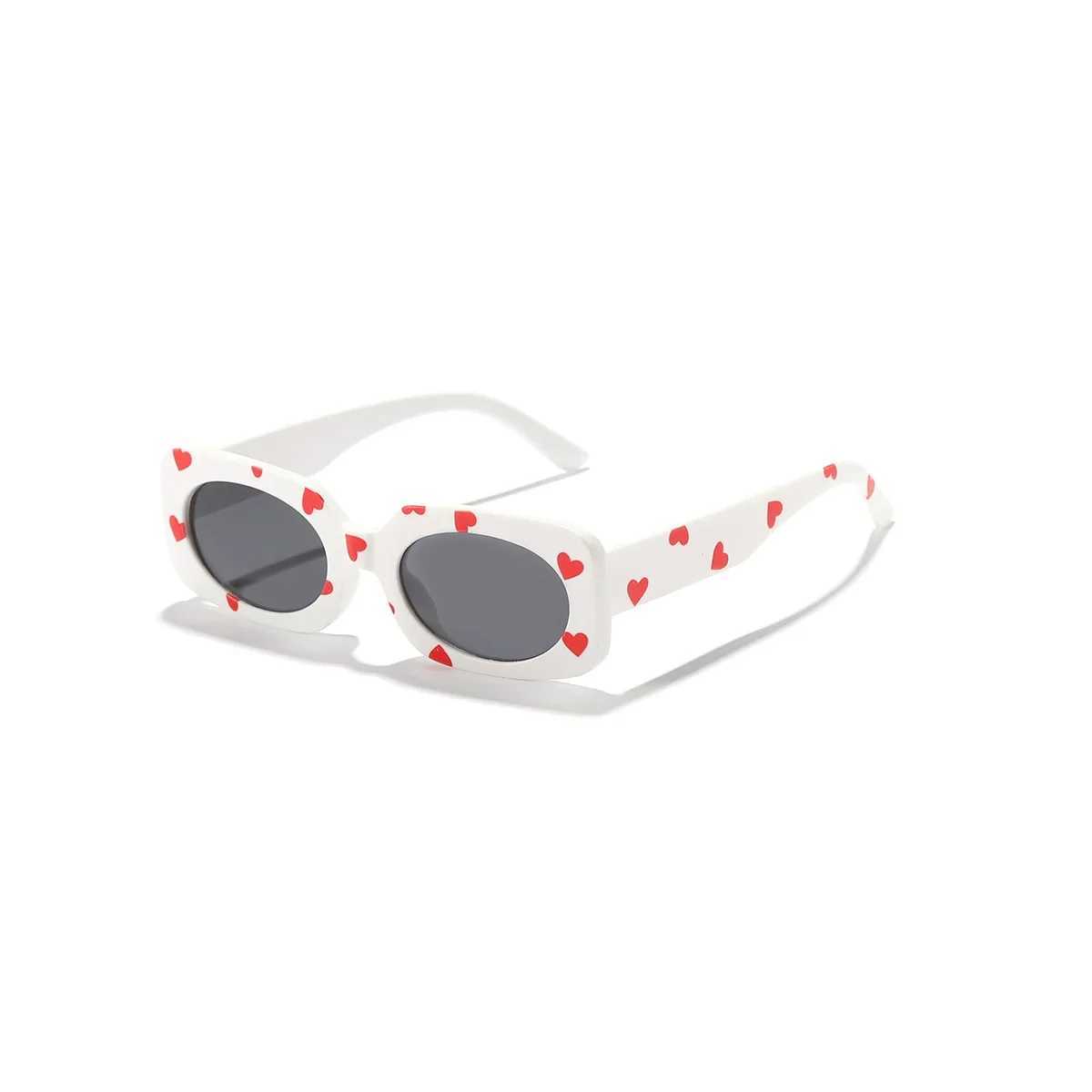 Fashionable and cute heart-shaped sunglasses with cute printing suitable for childrens sunglasses childrens Rec glasses and sun shading girls UV400 W2