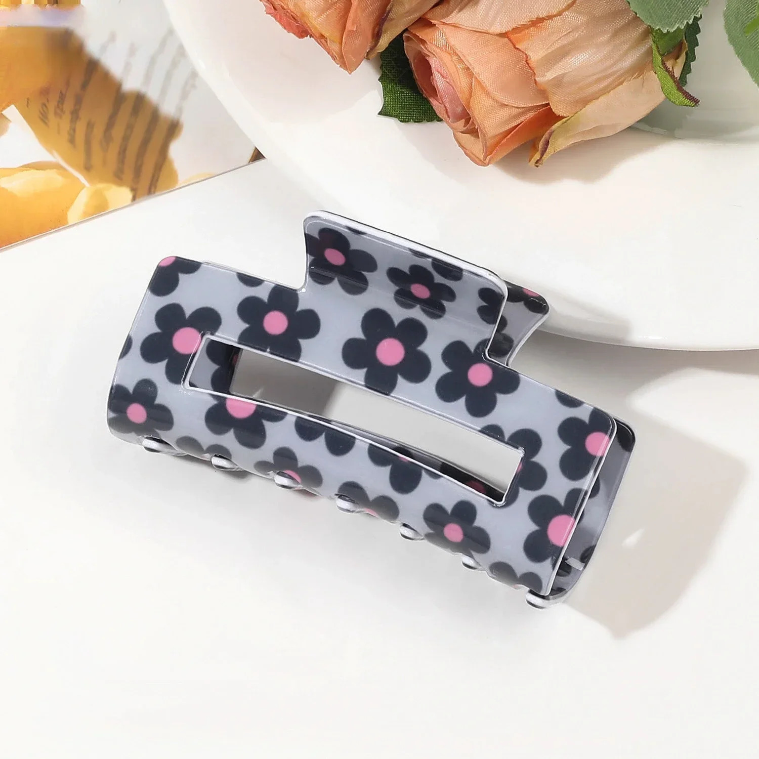 8.5cm Flower Printed Square Hair Clip Fashionable Simple Hairpin for Womens Back of Head Shark Clip Holiday Headdress Gift 250103