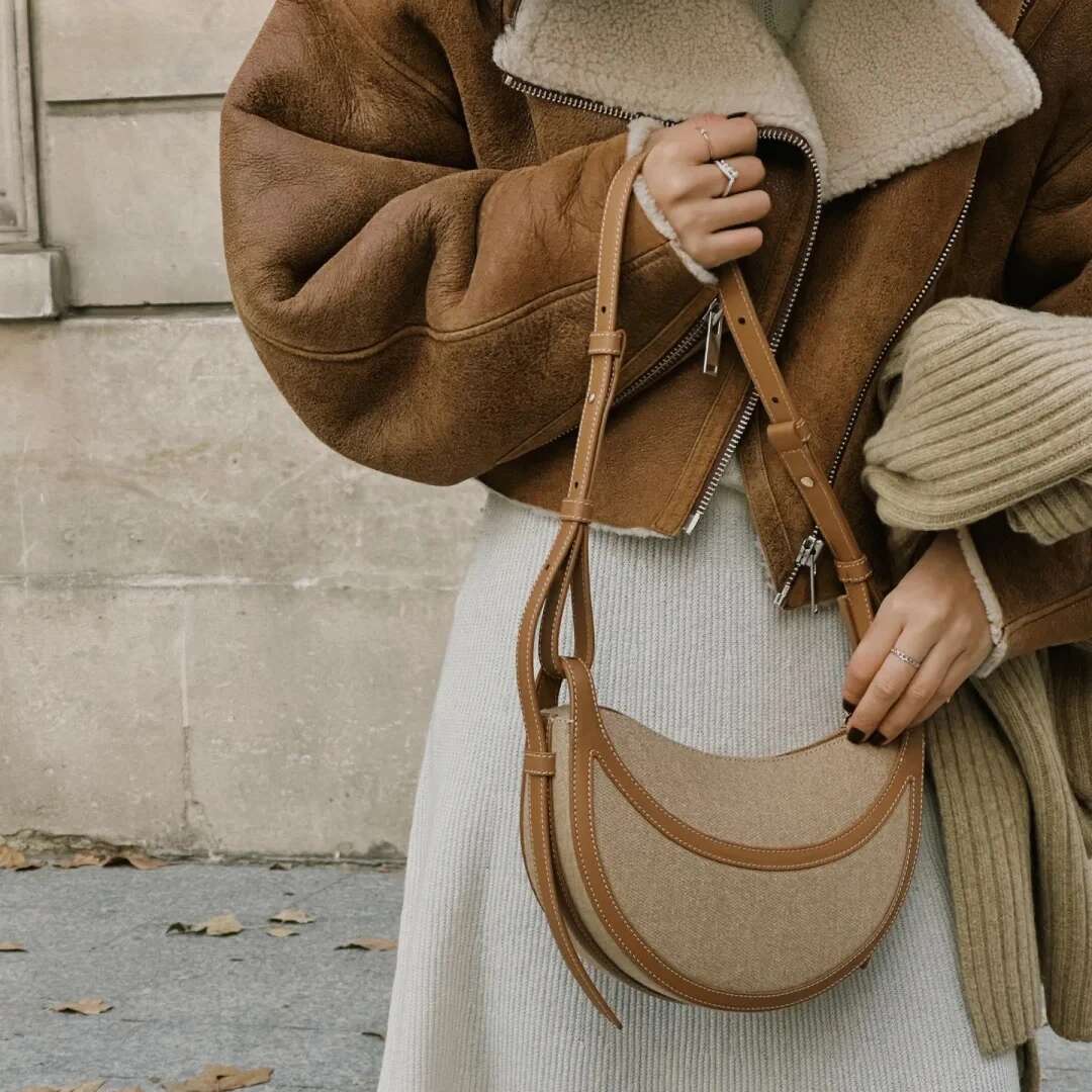 Knitted Ing Layered Cowhide Crossbody 2025 Niche Design Fashion Canvas Crescent Handbag Women's Armpit Shoulder Bag