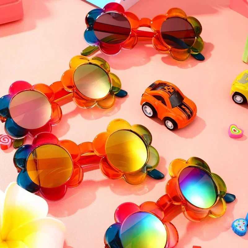 Childrens Flower Sunglasses Rainbow Colorful Cute Round Childrens Glasses Childrens Boys and Girls Outdoor Activities W250109